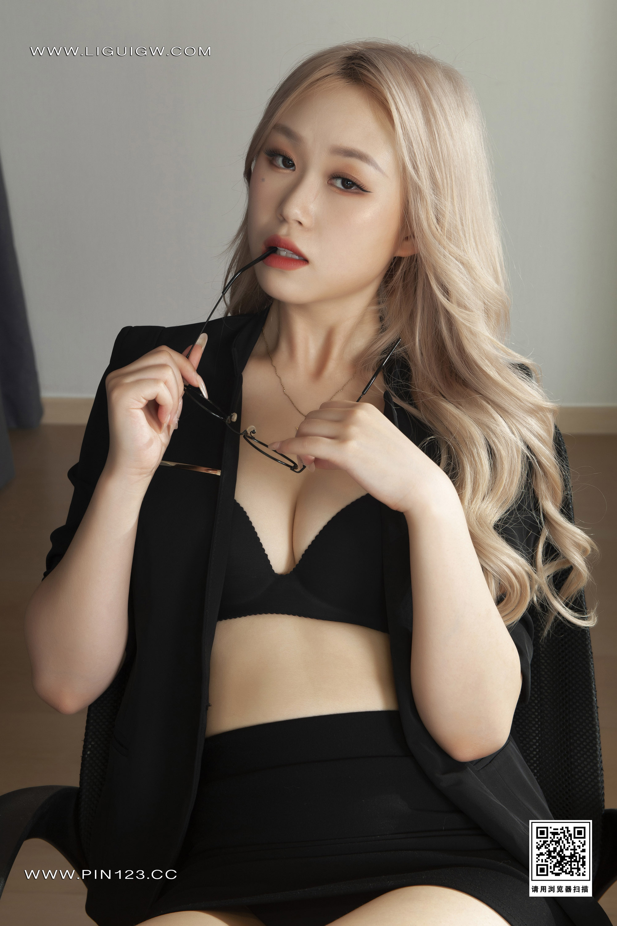 Ligui丽柜 2023.09.08 《教师足底》 尔尔